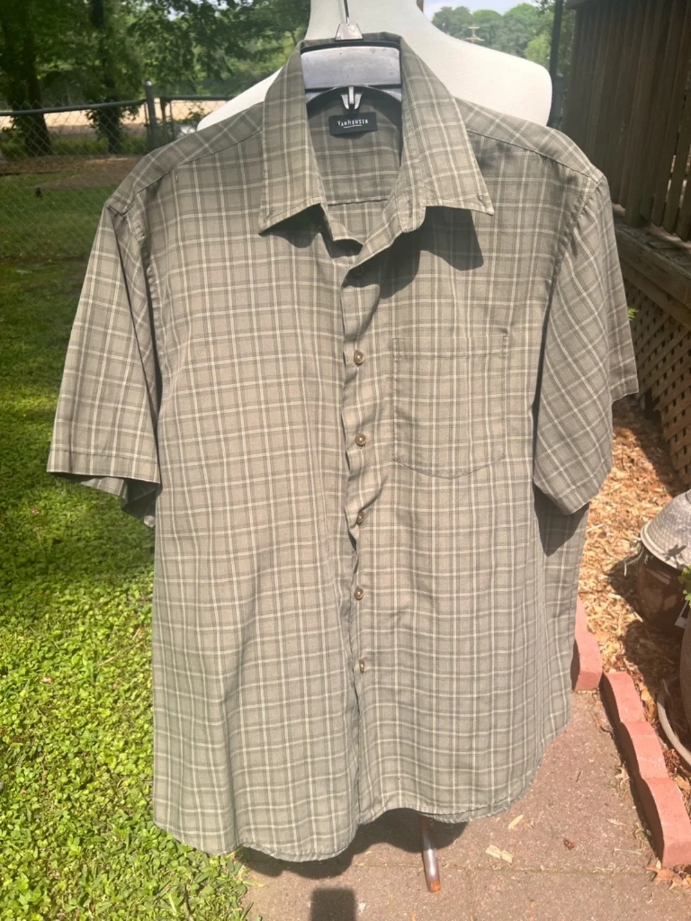Van Heusen Olive Green Plaid Short-Sleeve Button-Down Shirt